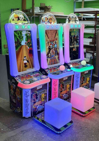 Детский игровой аппарат Вертикальный Экран "Паркур 4В1"