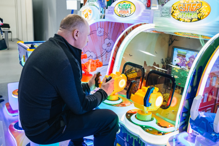 Детский игровой аппарат  Двойная Стрелялка "Зомби Атака"