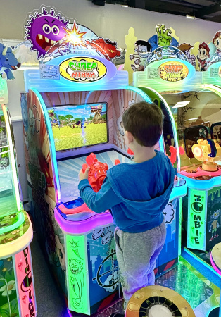 Детский игровой аппарат  Двойная Стрелялка "Супер Атака"